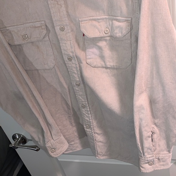 Levi's Light Tan Button-Up Shirt - Picture 4 of 9